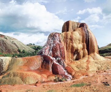 Ampefy : land of volcanoes